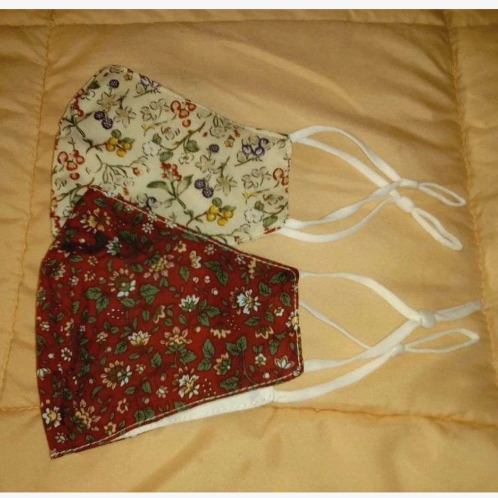 Two Pack Floral Pattern Face Mask - Picture 2 of 15